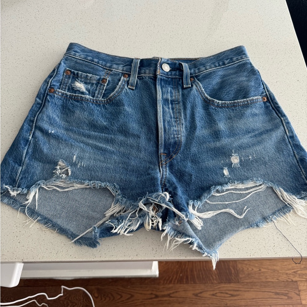 Levi’s 501 shorts. Size 26.